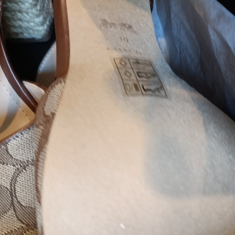 Coach sandals - Picture 3 of 4